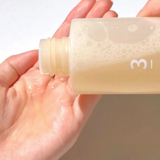 NUMBUZIN No. 3 Super Glowing Essence Toner 200ml